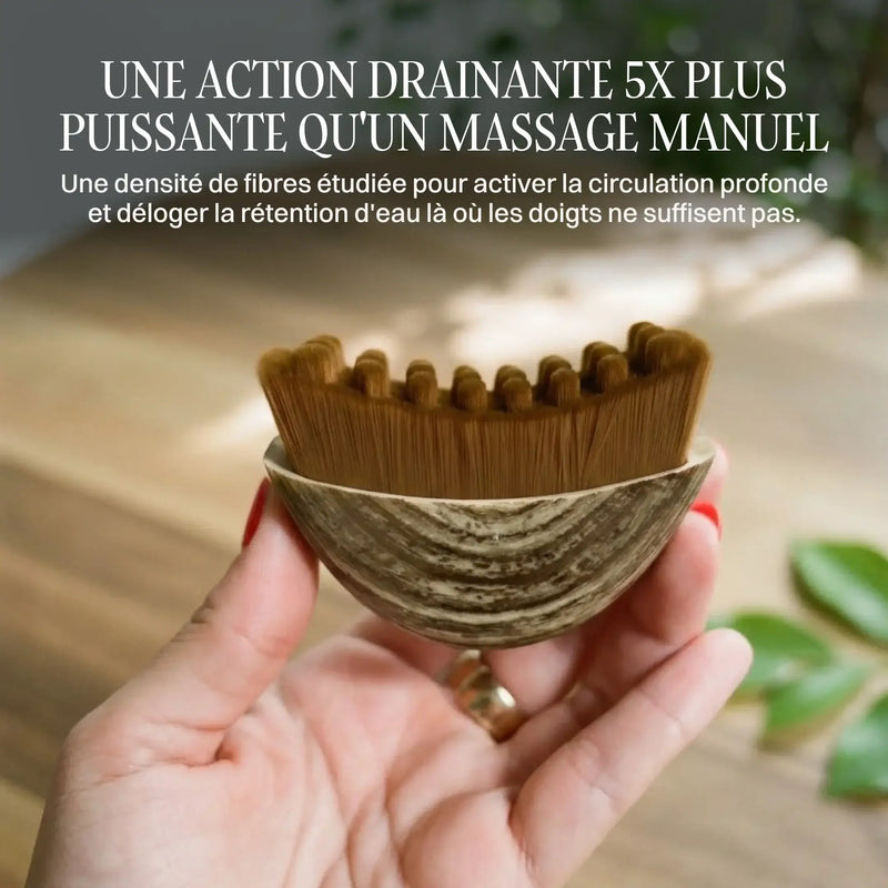 Votre brosse drainante AERA™ avec son étui